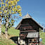 Malerischer Schuppen am Beginn der Tour.