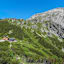 Das Carl-von-Stahl-Haus steht an einem schönen Platz am Torrener Joch.