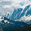 Blick von der Alp Loriaz auf die Nordwände von Courtes, Droites und Verte.