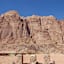 Blick auf die Ostwand des Jebel Rum