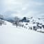 Bei bewölktem Himmel bleibt der Schnee an den Südhängen der Jackelberger Alm länger pulvrig.