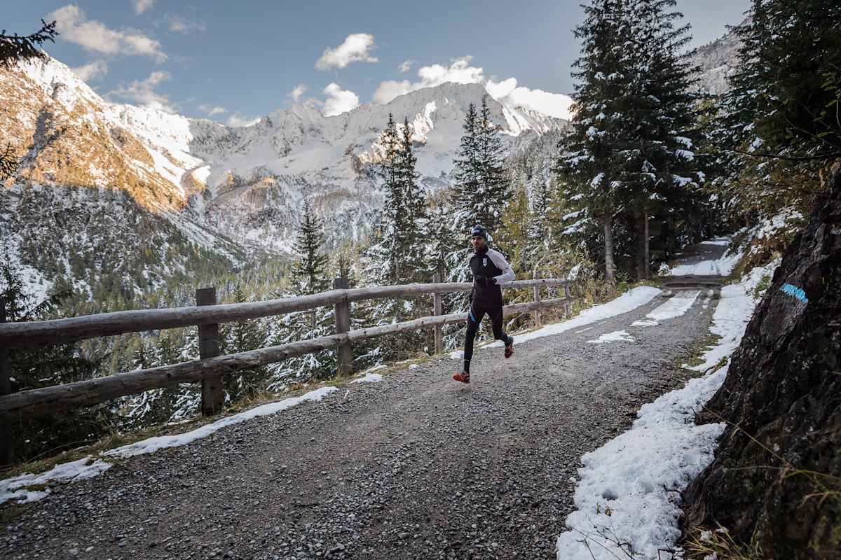 Unterwegs auf dem AlpFrontTrail, der 1.882 m hohe Passo Tonale in Südtirol