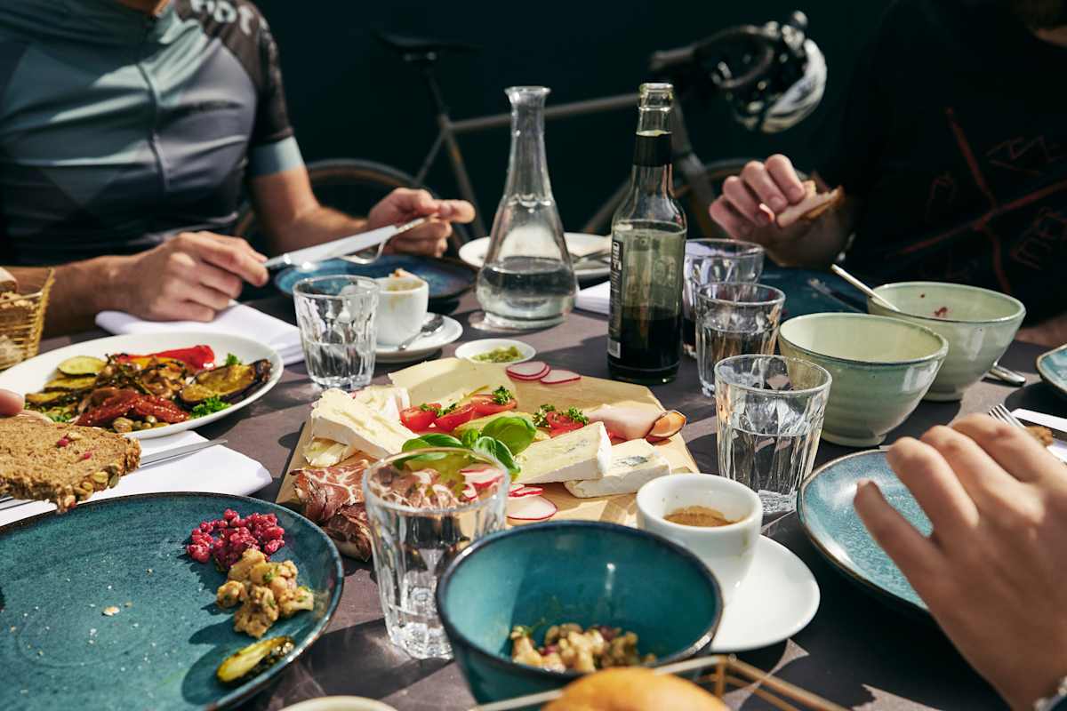 Regionale Spitzengastronom*innen sorgen für das leibliche Wohl der Teilnehmer