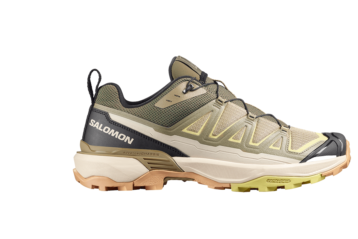 Der leichte X Ultra 360 EDGE in hellen Herbsttönen.