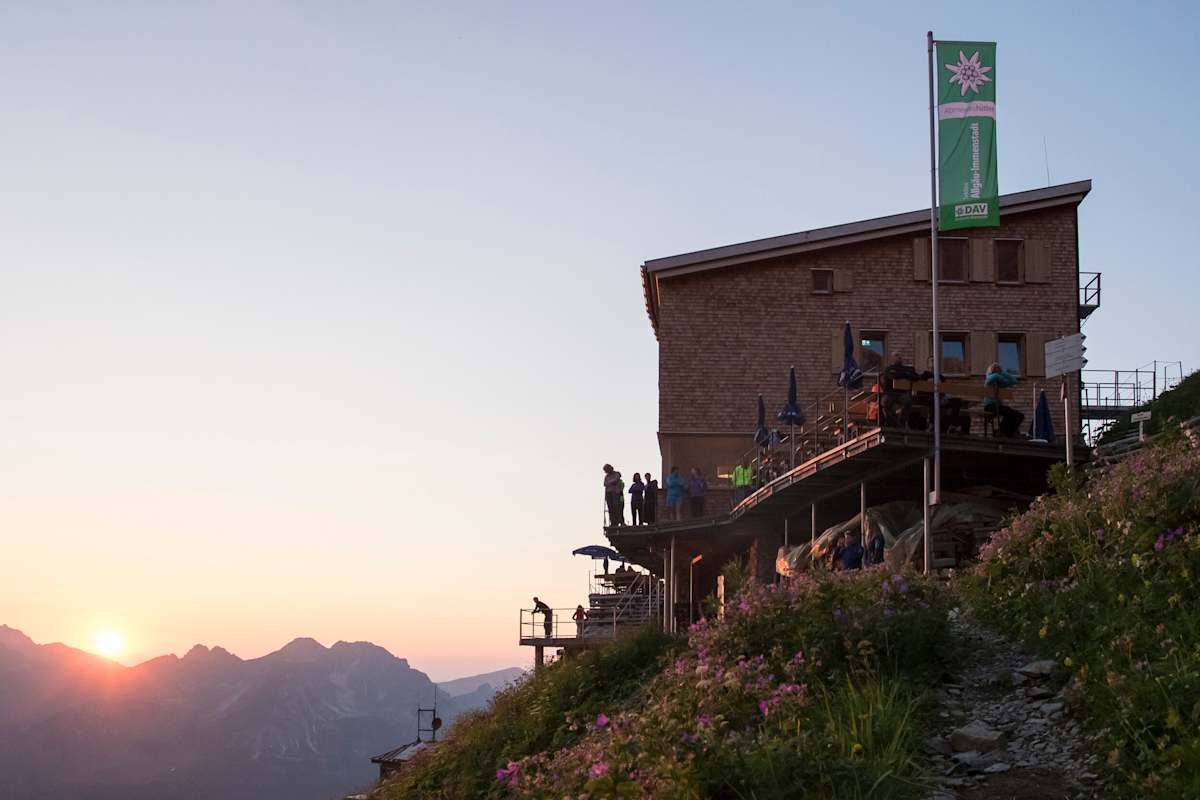 Sonnenuntergang Hütten