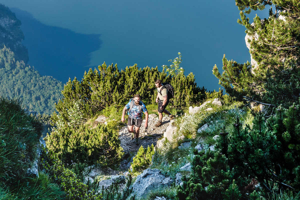 1.200 Höhenmeter hinauf muss man auf den Traunstein überwinden.