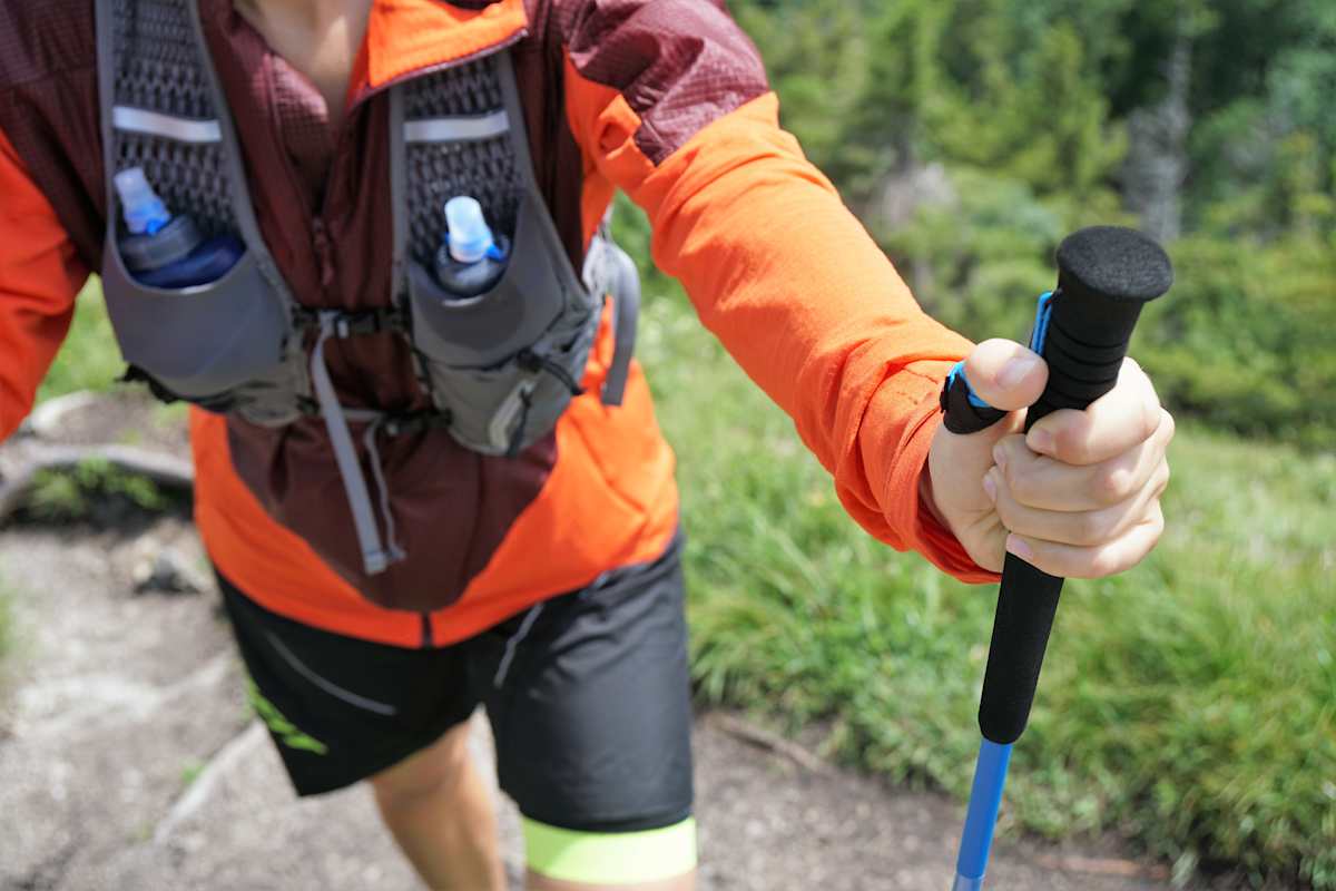 Stöcke bringen deutliche Vorteile beim Trailrunning