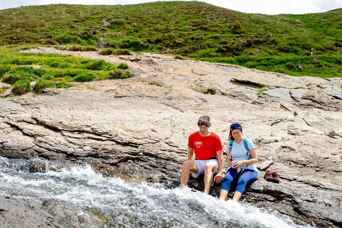 Die Trailrunner gönnen sich eine Abkühlung im Tannensee.