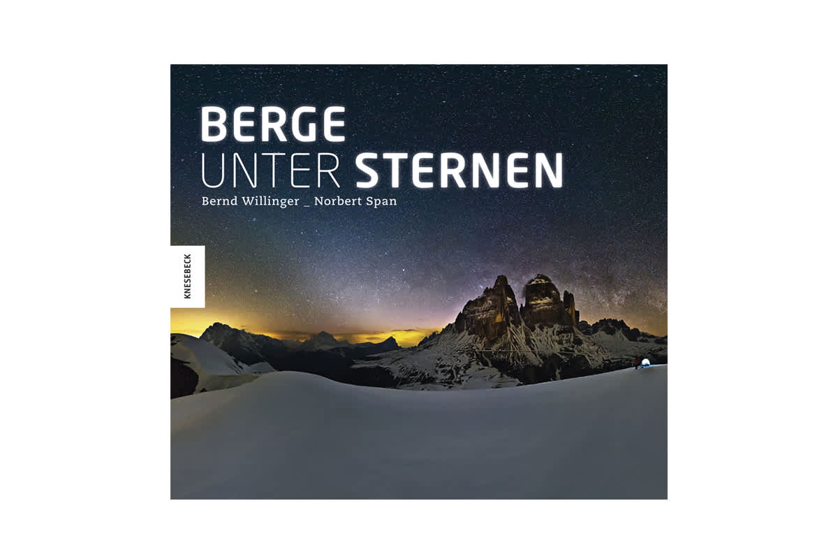 Berge unter Sternen