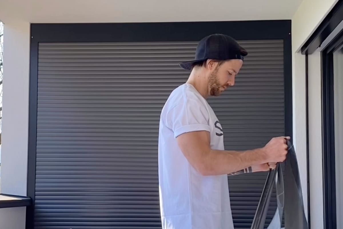 Bizeps-Training mit dem Theraband