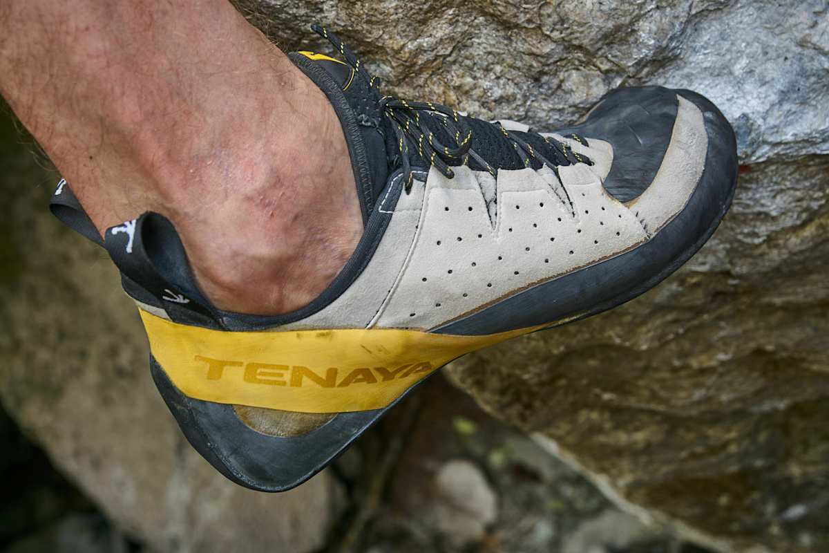 Essenzielles Boulderwerkzeug: Der Kletterschuh