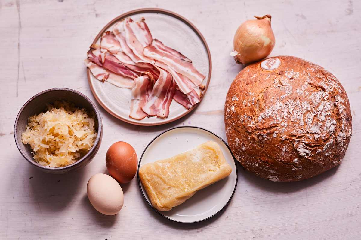 Zutaten für die Knödel mit Eierschwammerl