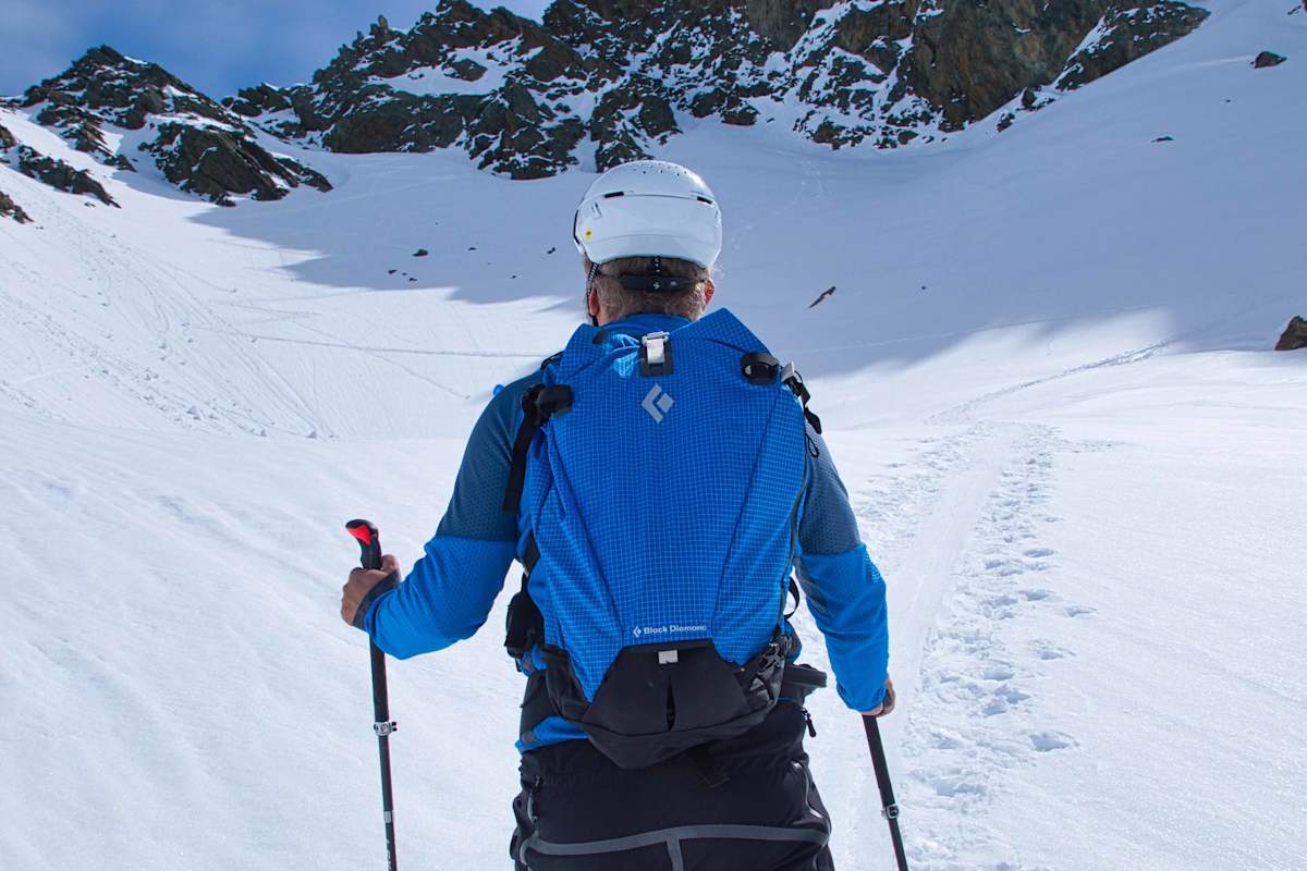 Der Cirque von Black Diamond überzeugt mit durchdachter und funktioneller Ausstattung 