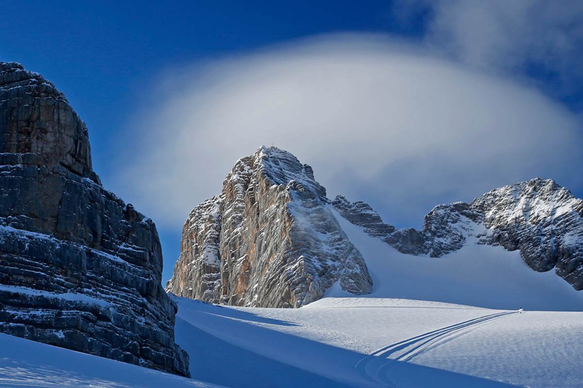 Wetterregel: Berg mit Hut