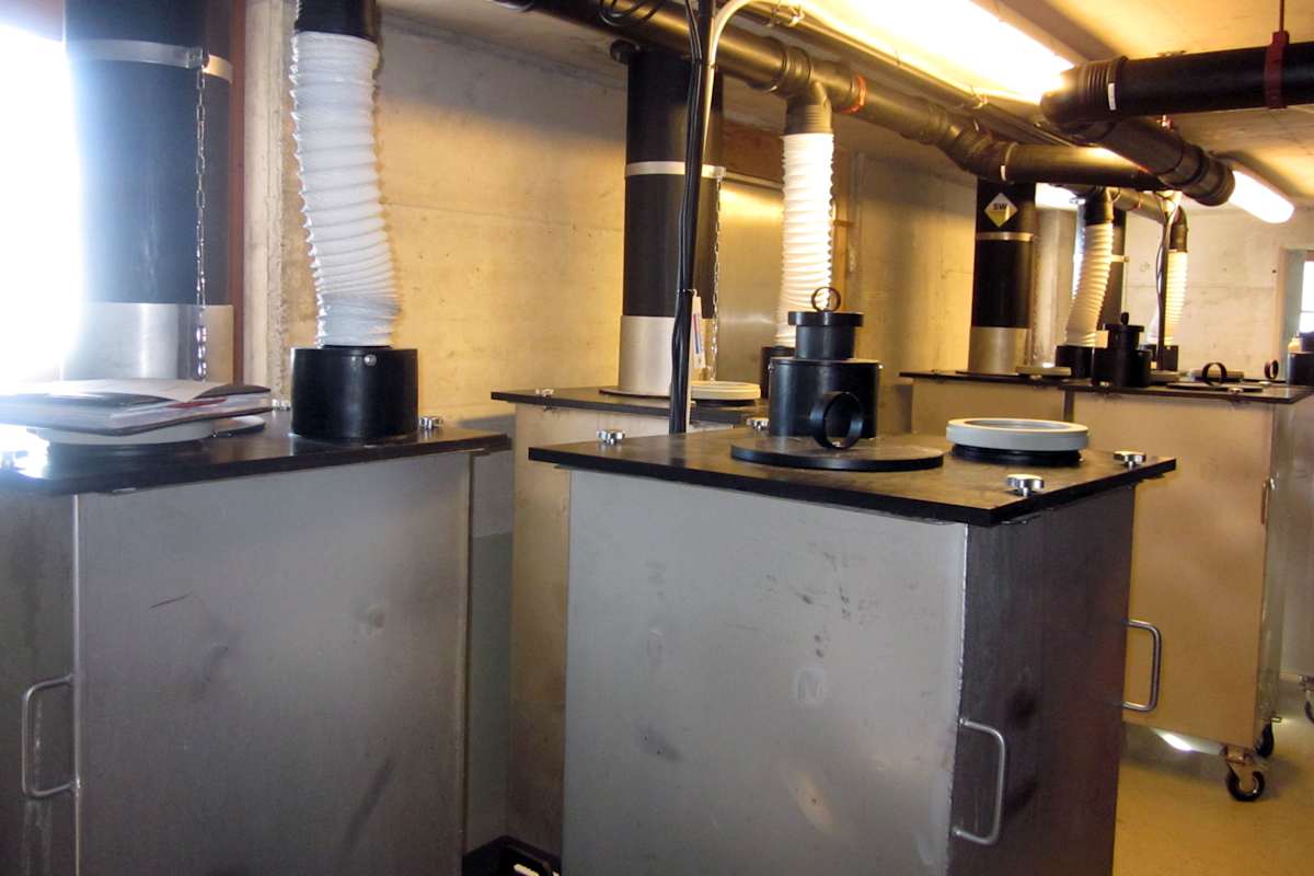 Trockentoilette auf der Erzherzog-Johann-Hütte