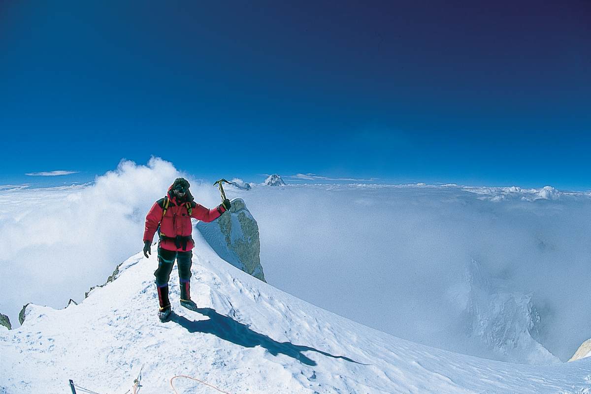 Walter auf dem Gipfel des Gasherbrum II (8.035 m)