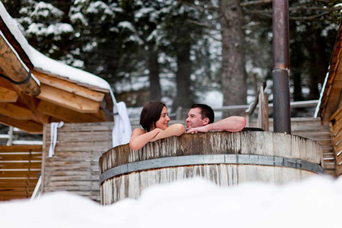 Das Holzschaffelbad auf der Tonnerhütte auf 1.600 m