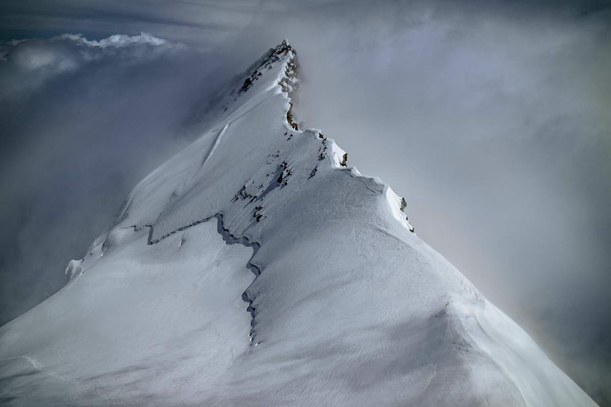 7 European Summits: Dufourspitze