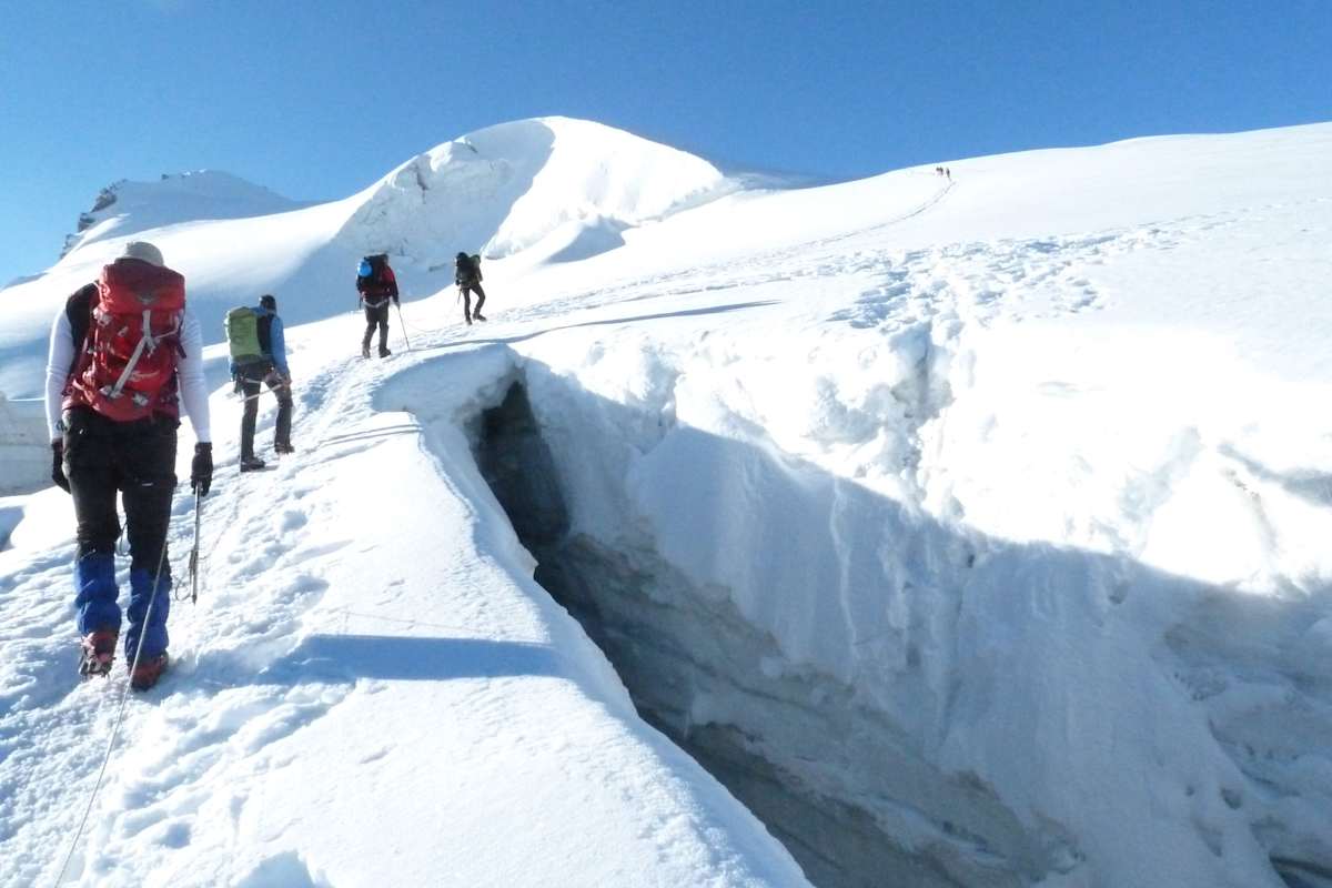 Spaltenzone am Normalweg auf den Ortler