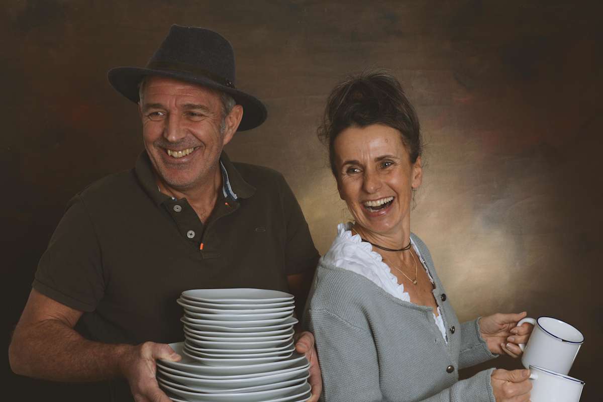 Ursula Klumaier-Wiebecke und Anton Langer bringen Schwung ins Zeppezauerhaus.