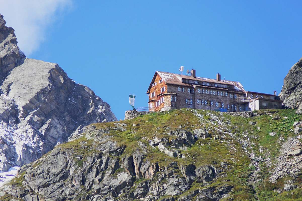 Die Saarbrücker Hütte (2.538 m)