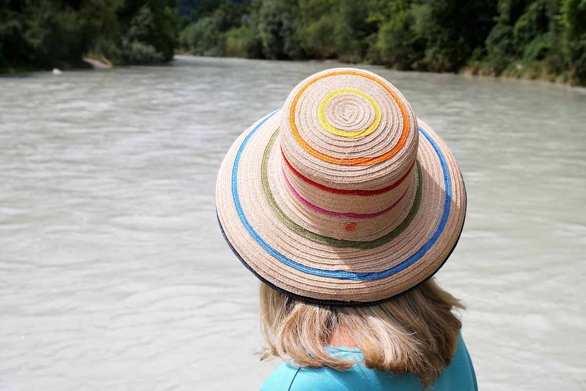 Sonnenhut als Schutz vor der Hitze