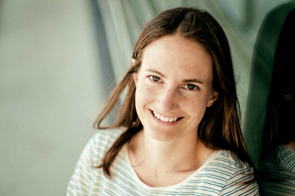 Slacklinerin Karin Doblander