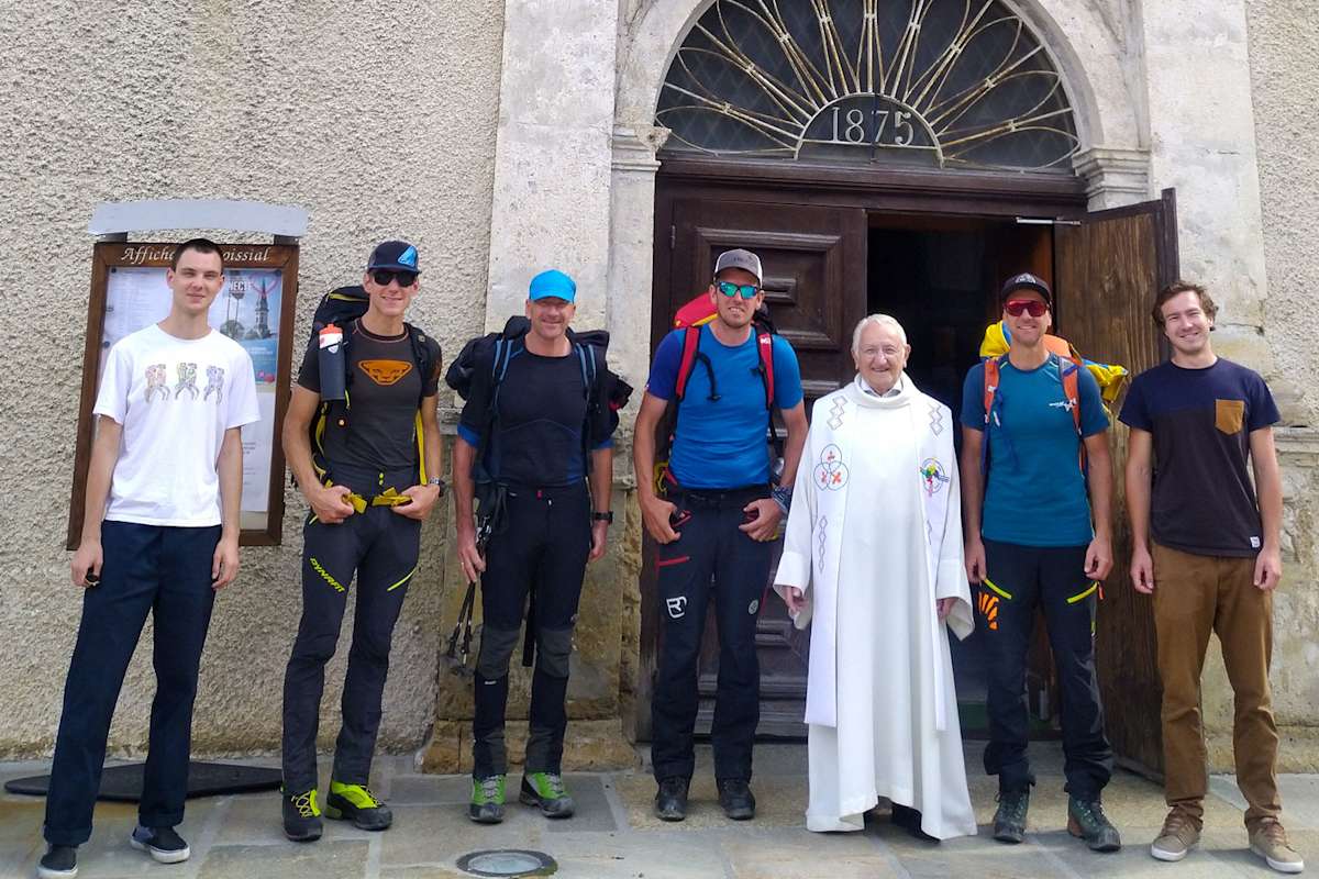 Die Bergsteiger mit dem Pfarrer in Les Houches