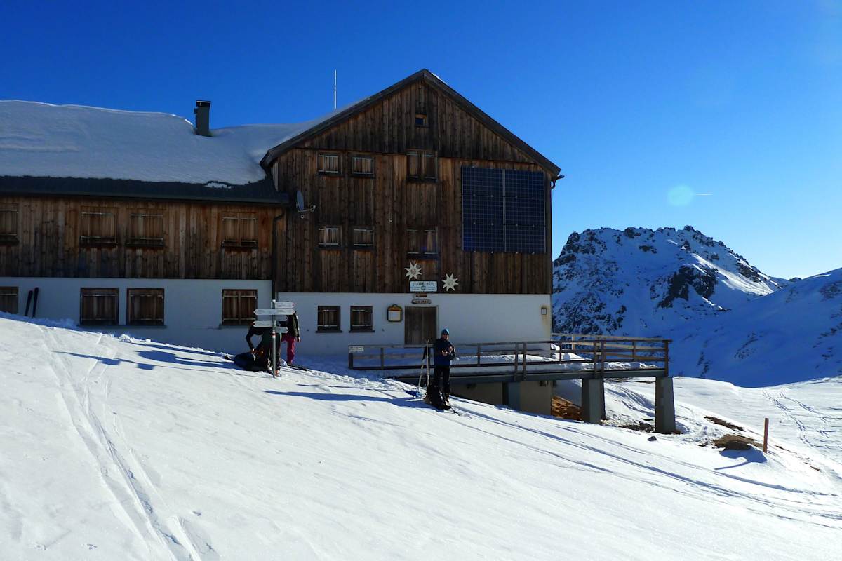 Die Tilisunahütte auf 2.211 m