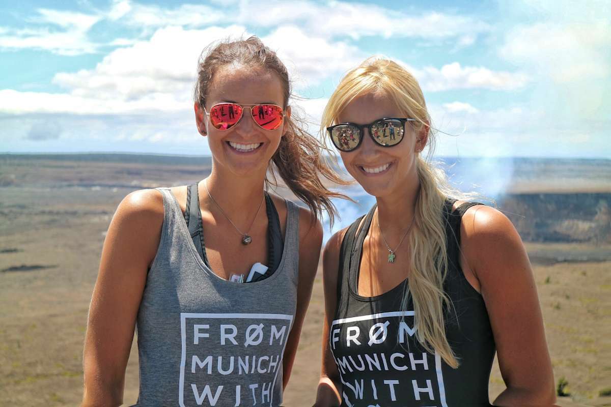 Maggy und Anja im Hawaii Volcanoes-Nationalpark