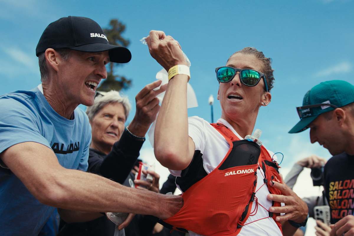 Der Film „A Team Sport“ zeigt, wie der Erfolg einer einzelnen Person von der Zusammenarbeit des gesamten Teams abhängt.