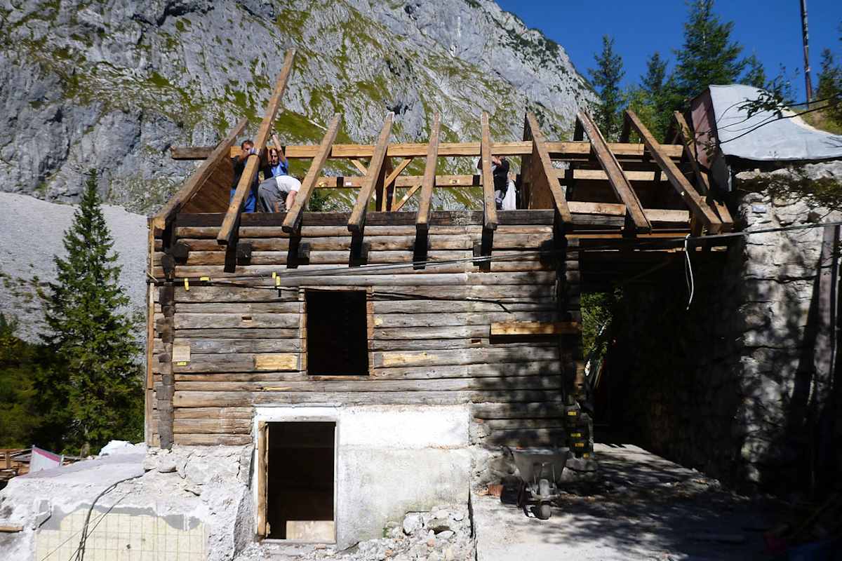 Höllentalangerhütte