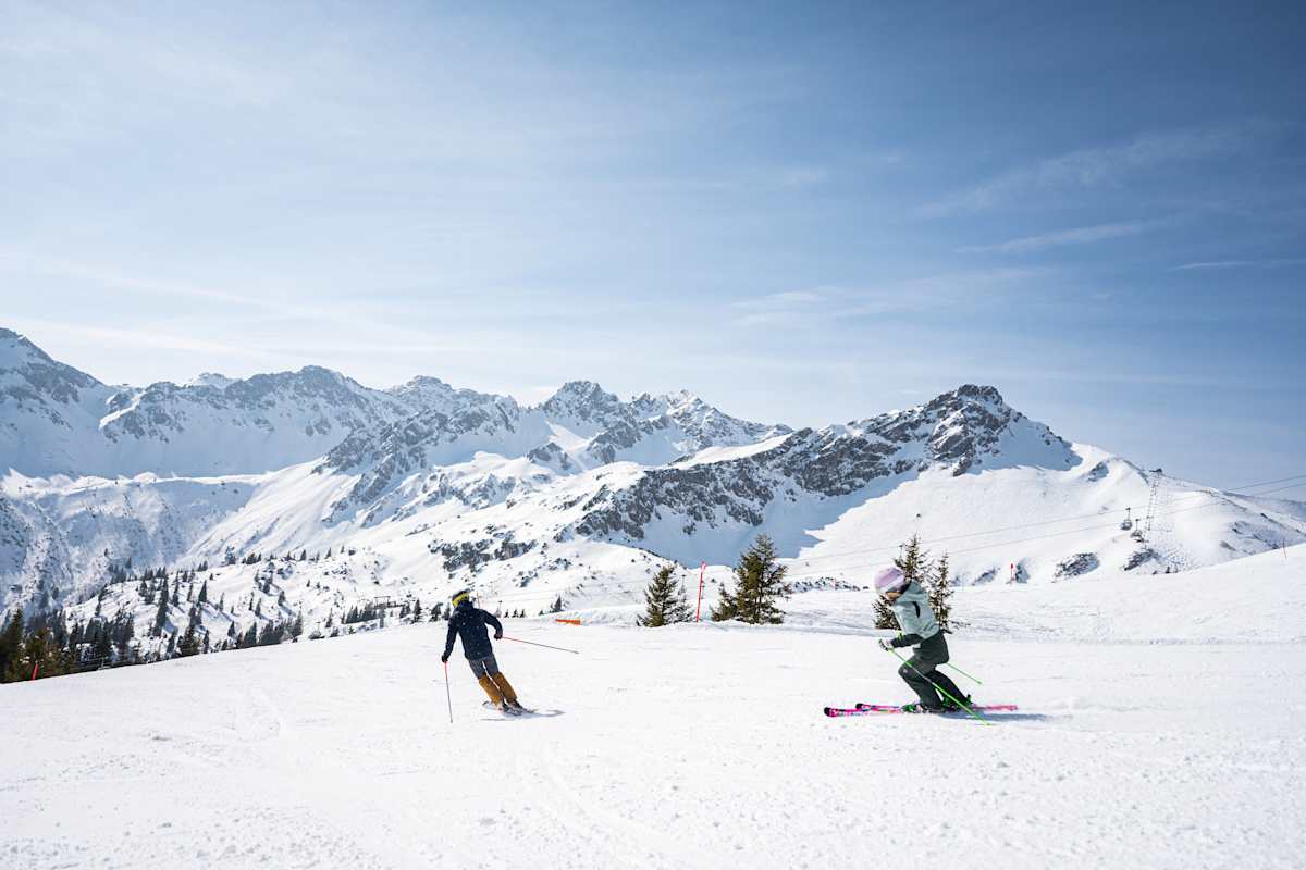 130 sonnige und bestens präparierte Pistenkilometer stehen in Oberstdorf zur Verfügung. 