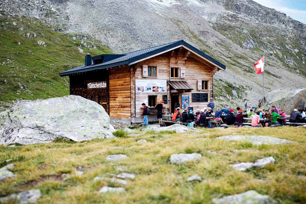 Die Gletscherstube nahe am Gletscher.