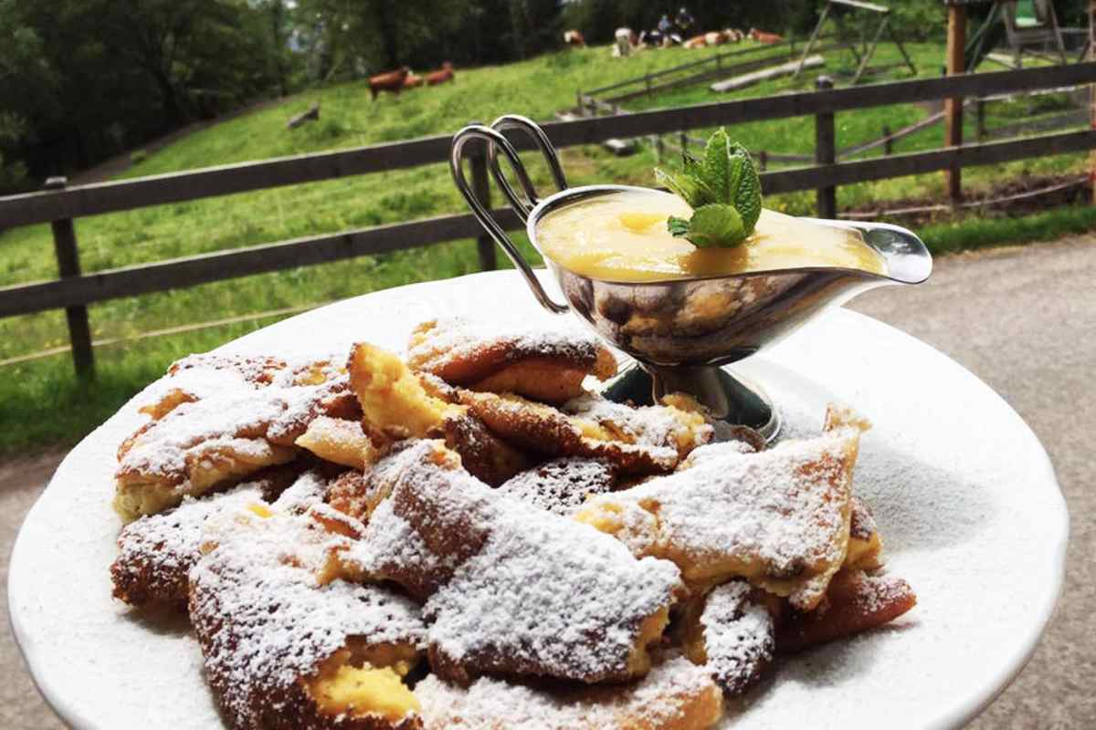 Kaiserschmarrn der Arzler Alm im Karwendel in Tirol