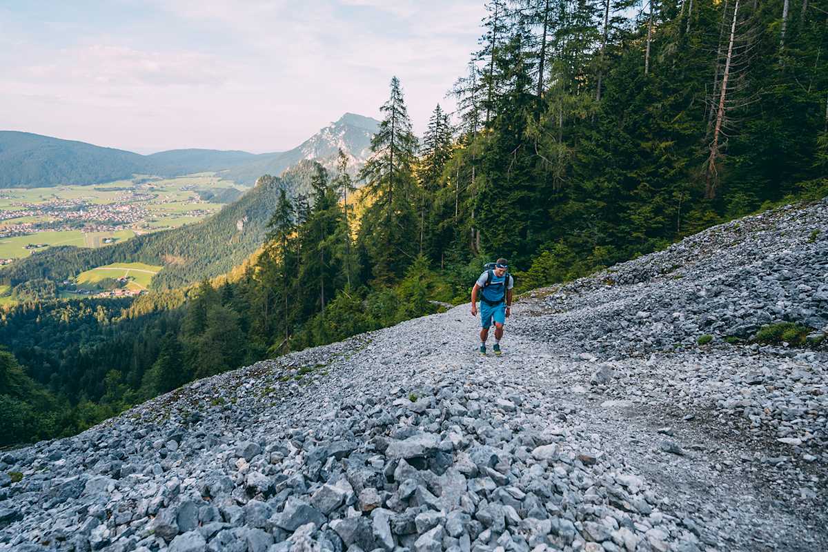 Schroffe Felsen und steile Gipfel: Wer sich im alpinen Gelände wohlfühlt, auf den warten in Inzell viele Abenteuer.