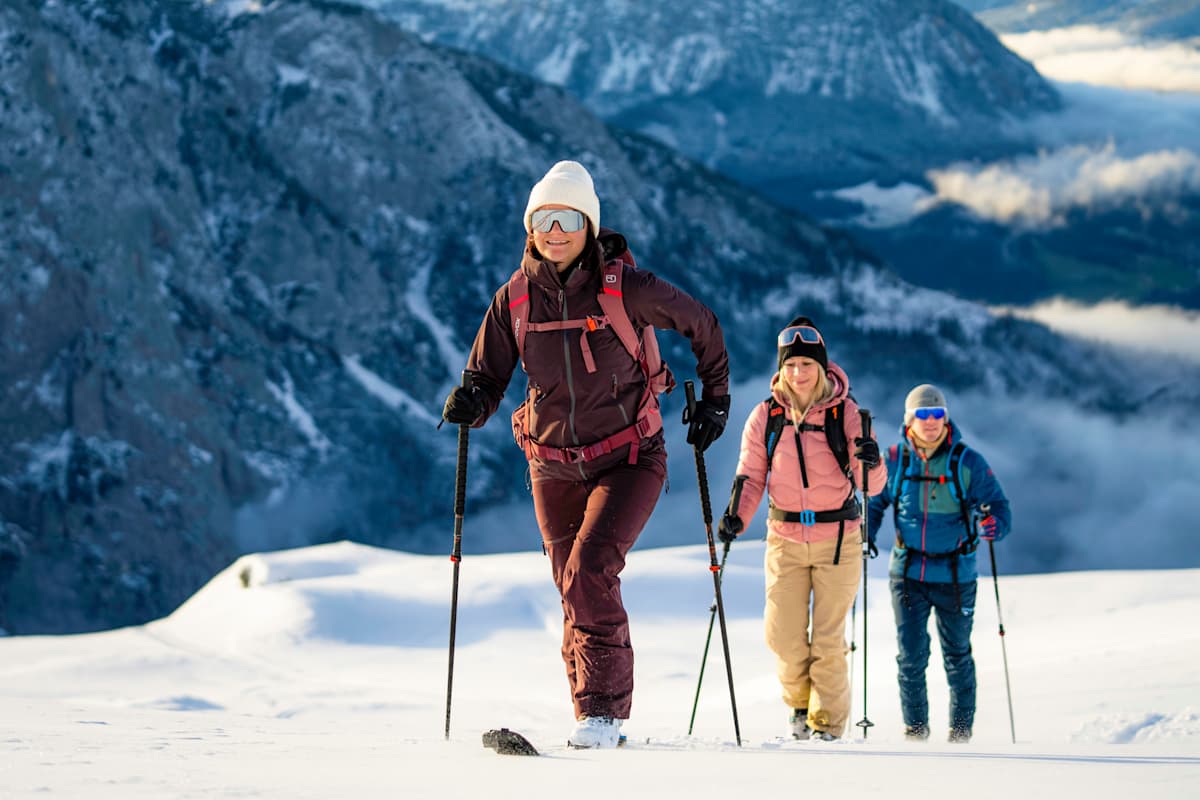Mit panoramareichen Aussichten und Abfahrten begeistert die Tour auf den Hochanger am Loser.