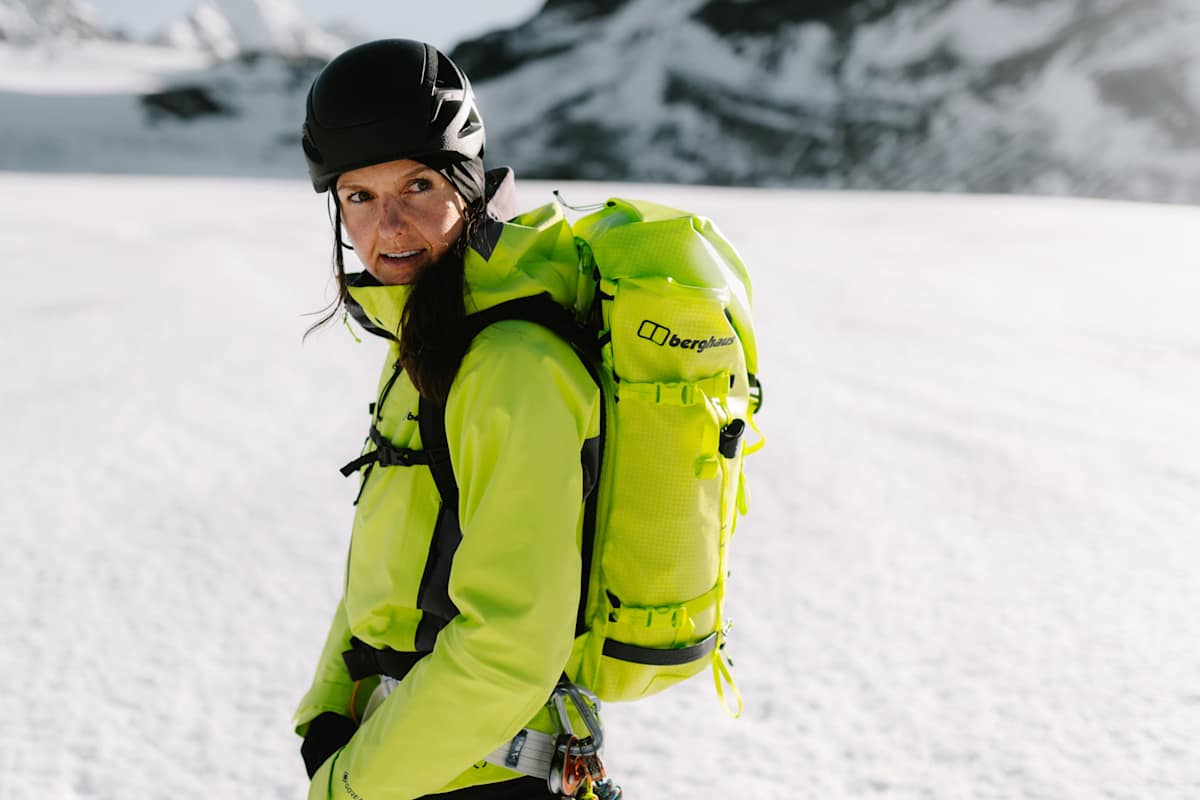 Bergwelten Hochtour Rucksack richtig packen Technik