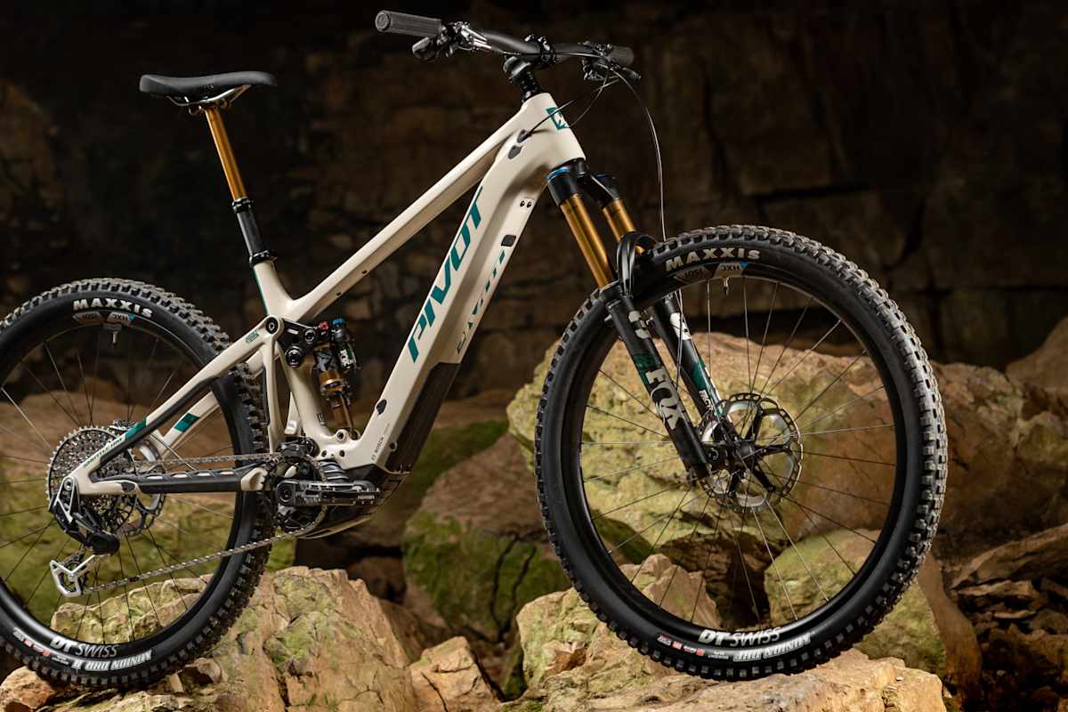 Das Shuttle AM im neuen Look – für noch mehr All-Mountain-Abenteuer.