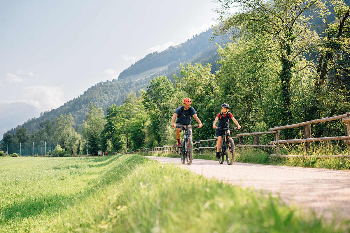 Die Radroute entlang der Passer verspricht unvergessliche Momente mit der ganzen Familie.