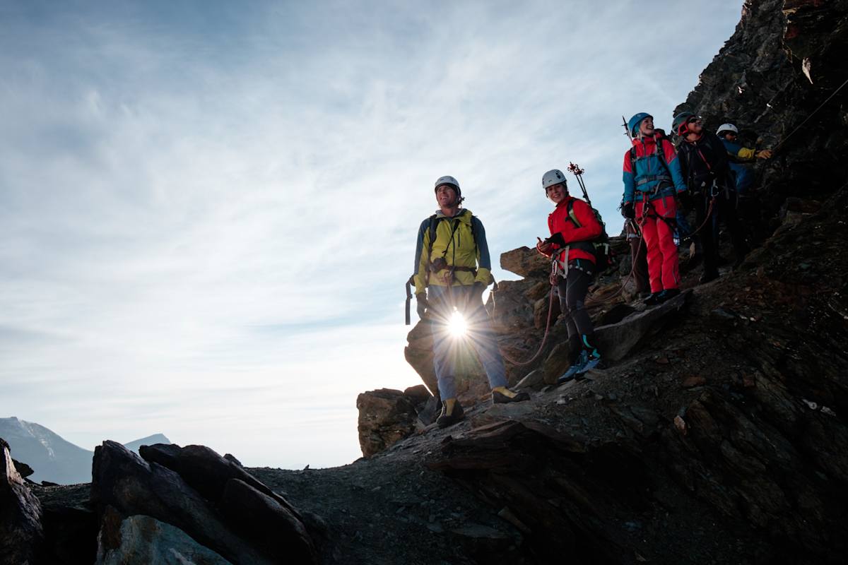 Die Sonne scheint mir aus dem, ähm, Bein