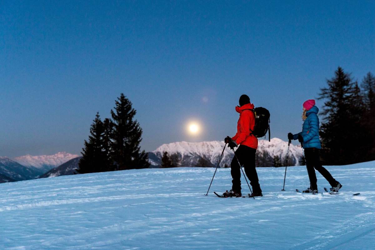 Schneeschuhwandern im Vollmond
