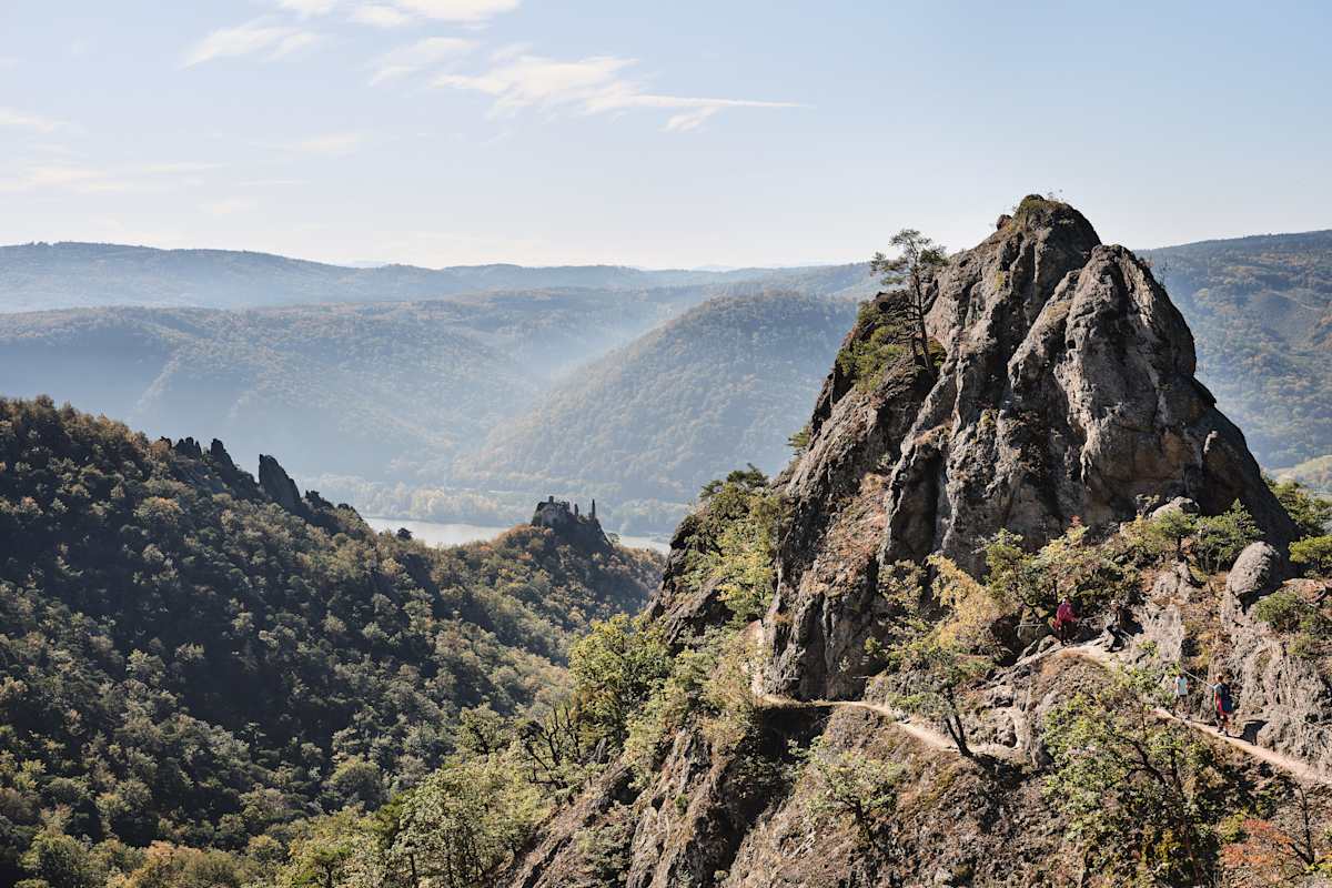 Für alle, die gerne durch Wälder und Täler wandern, könnte der Welterbesteig in der Wachau eine gute Wahl sein