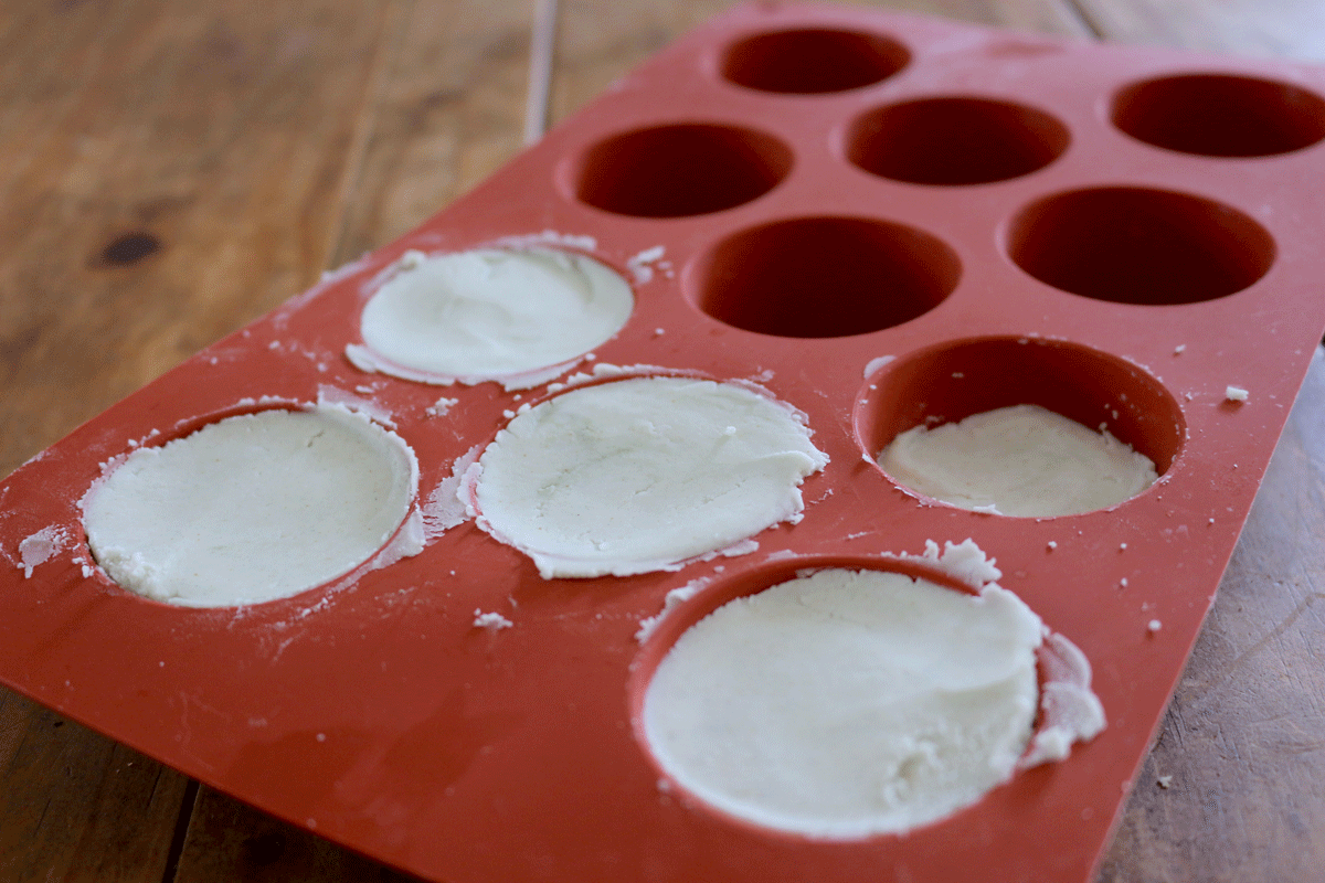 Die Herstellung des DIY-Duschbars dauert nur wenige Minuten