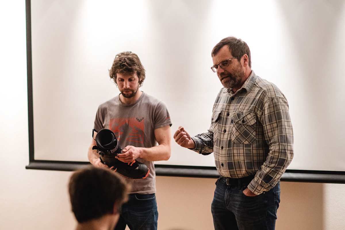 Eric „Hoji“ Hjorleifson und Fritz Barthel mit ihrem Tourenskischuh Hoji Pro Tour 