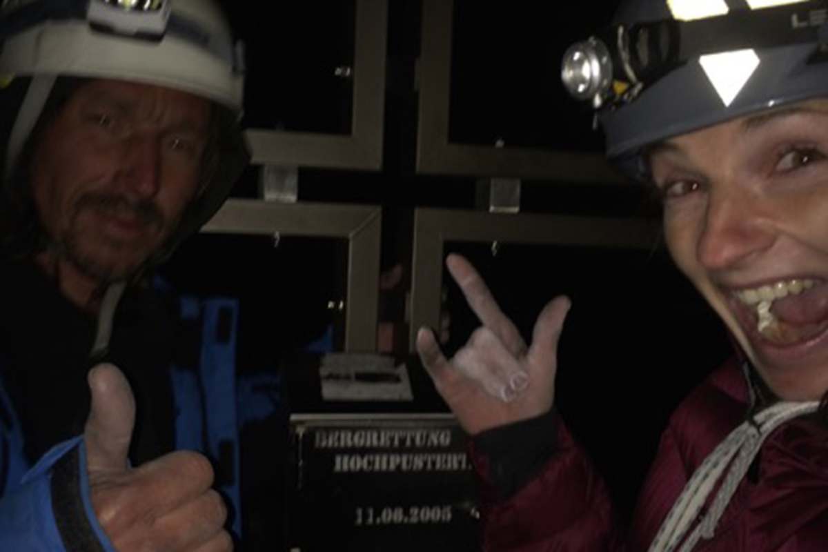 Christian Winklmair und Barbara Zangerl am Gipfel der Westlichen Zinne – um 2 Uhr früh