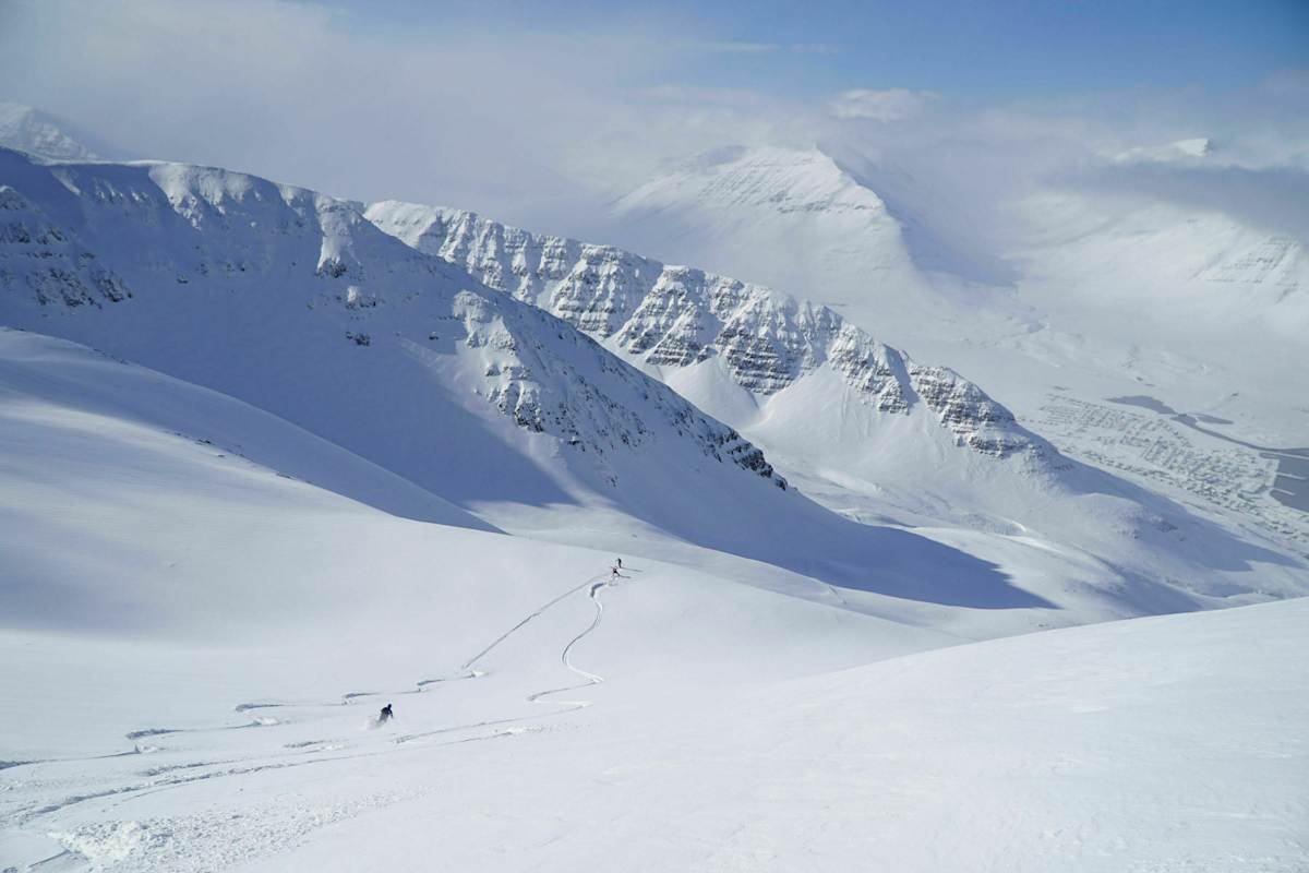 Freeriden in Island: 30° Hangneigung