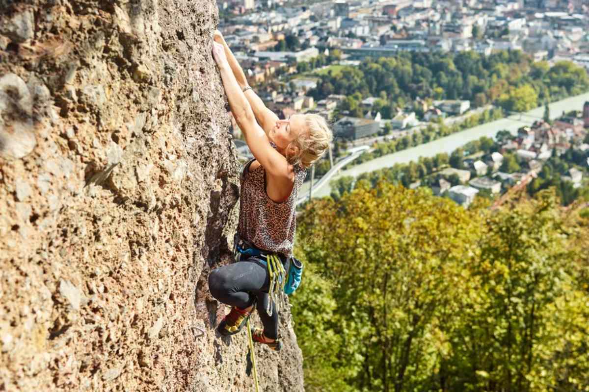 Abhängen mit Aussicht auf Innsbruck: Höttinger Steinbruch