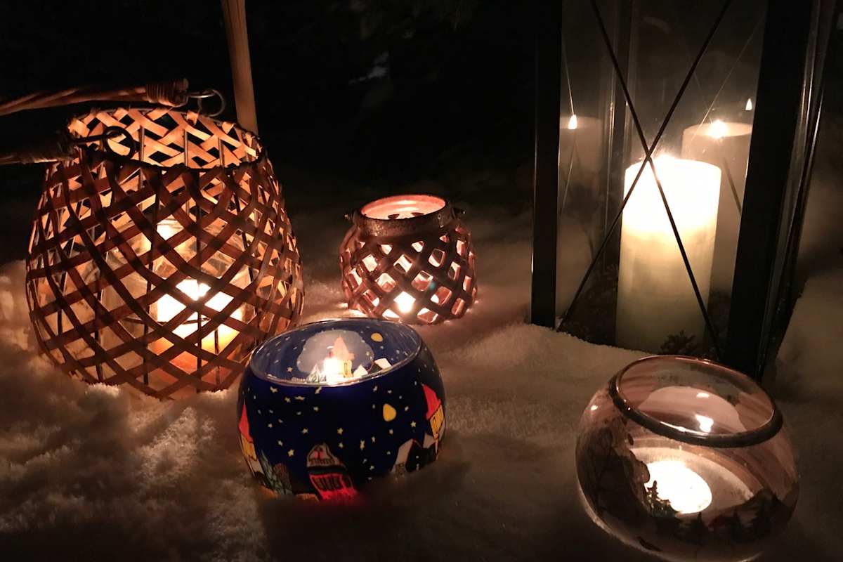 Ein ruhige Variante, um böse Geister zu vertreiben sind die altbekannten Laternen