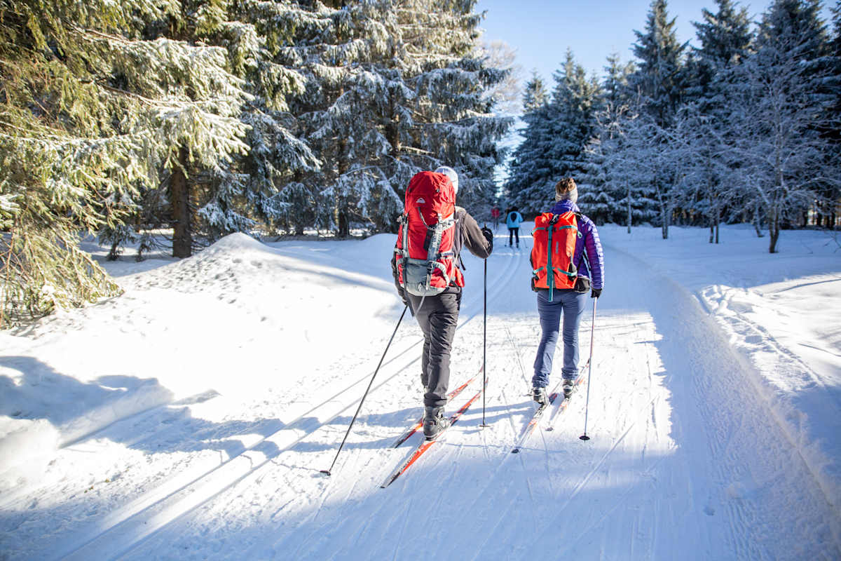 Für den Rennsteig-Skiwanderweg sollte man je nach Fitnesslevel zwei bis sechs Tage einplanen